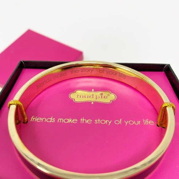 MUD PIE | Friendship Hidden Message Black Bangle Gold Plated - Picture 4 of 8